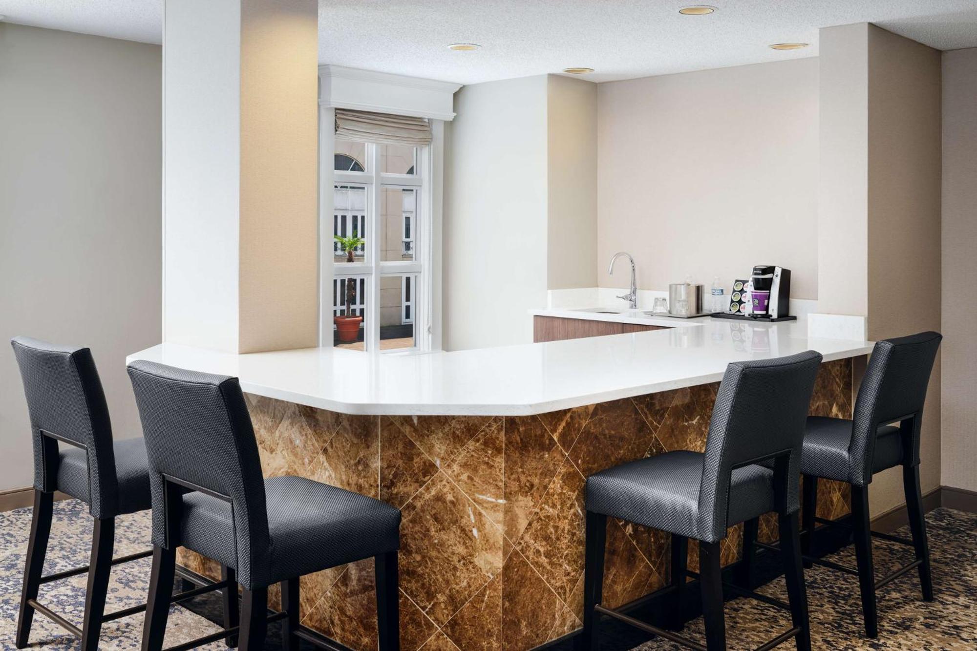 Hilton New Orleans Riverside Εξωτερικό φωτογραφία